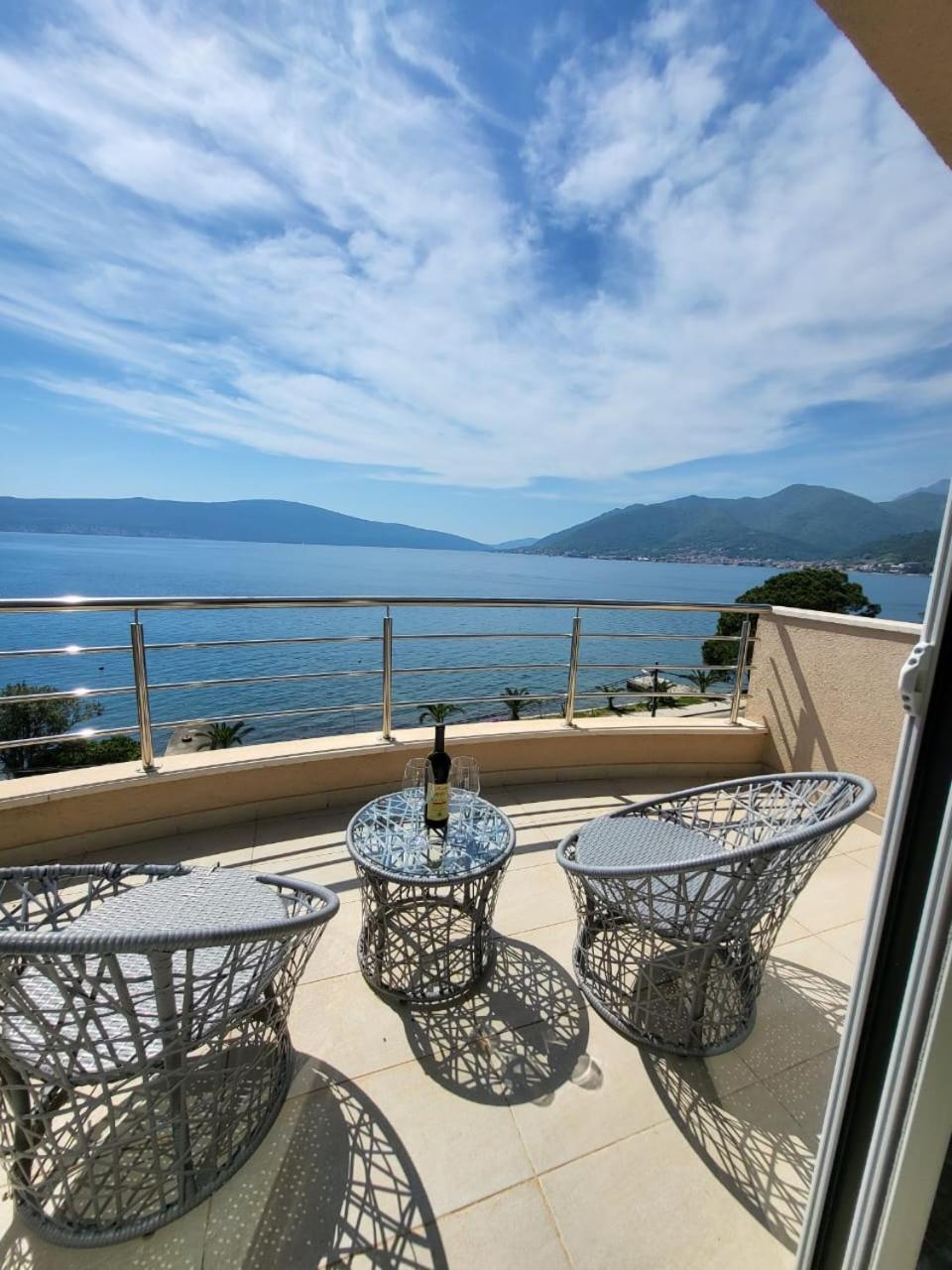 Matkovic Residence Tivat Luaran gambar