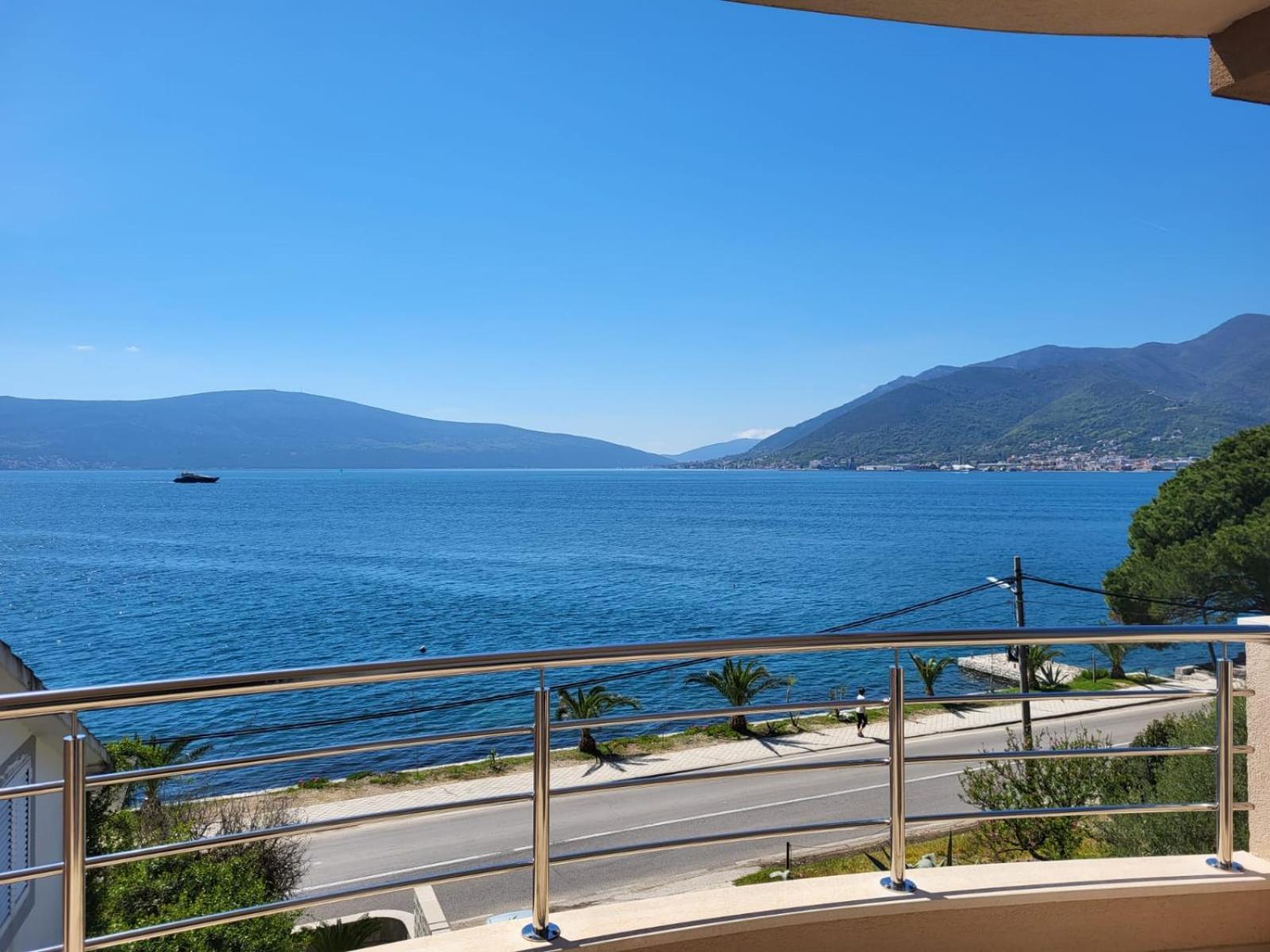 Matkovic Residence Tivat Luaran gambar